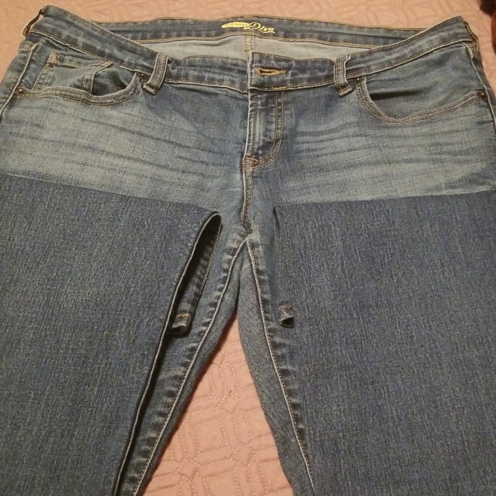 Stressed jeans